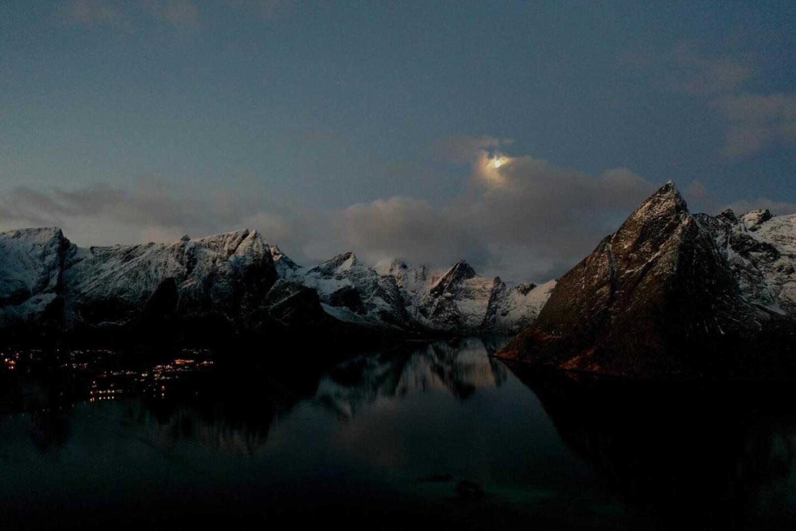 Lofoten Panoramic Luxury Home With Sauna موسكينيه المظهر الخارجي الصورة